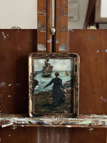 Waiting by women 15.8* 19.2cm