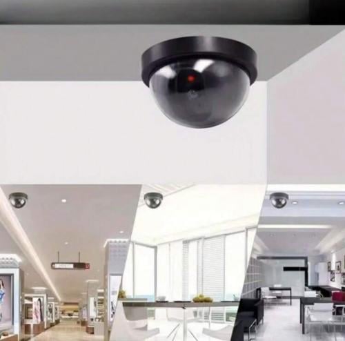 كاميرا وهمية مع حساس استشعار على الطاقة الشمسية