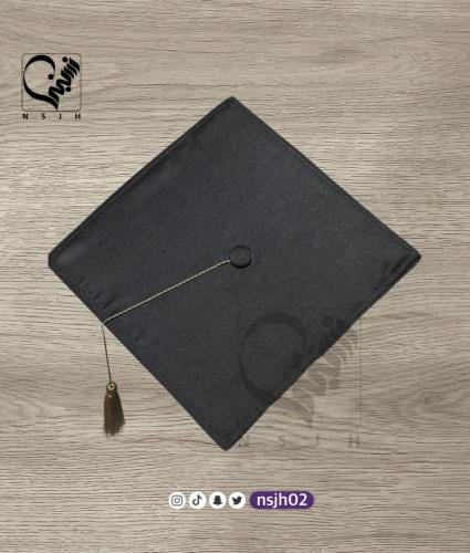 قبعة تخرج اسود سادة