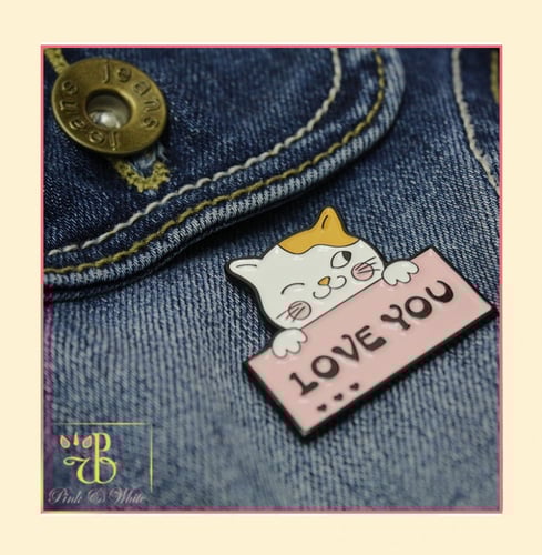 بروش قطة تحمل عبارة Love You Cat Brooch