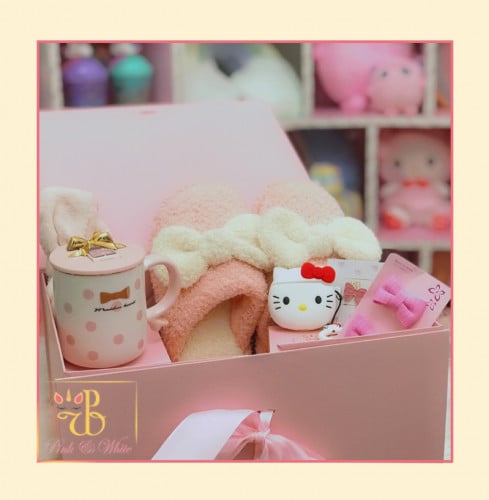 بوكس الفيونكة The Ribbon Box