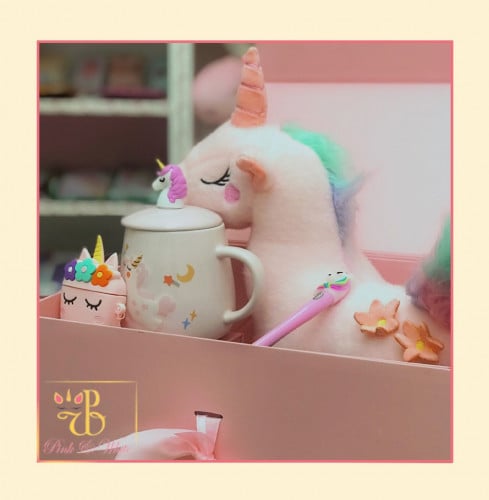 بوكس اليونيكورن الوردي The Pink Unicorn Box