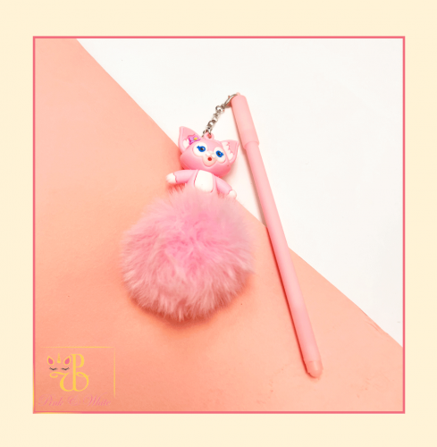 قلم وردي بتعليقة فروة شكل قط