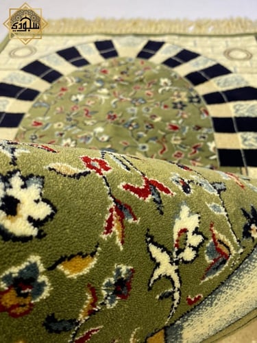 سجادة الروضة الشريفه الفاخرة (سميكه ملكية 8 ملم)