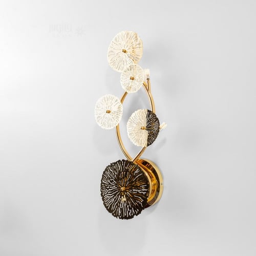 ابليك كلاسيك بقاعدة ذهبية ودوائر مزخرفة