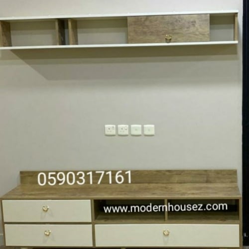 طاولة تلفزيون بيج مع خشبي 1-موديل Tv49