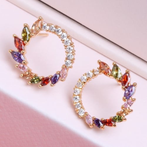 حلق زركون ملون ناعم