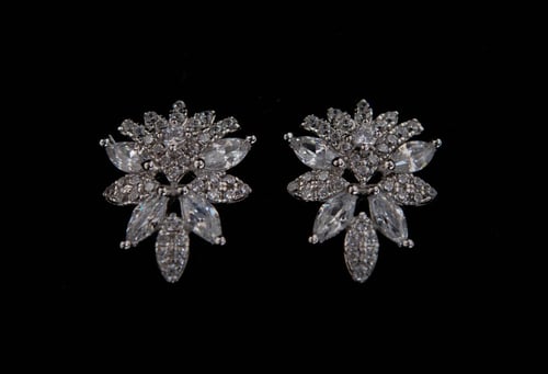 طقم حريمي فضه المُهره