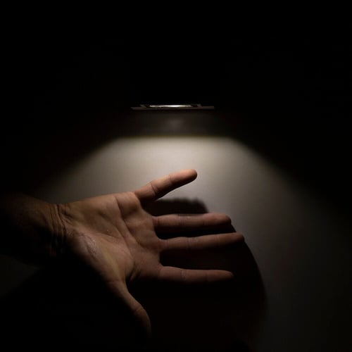 ابليك سور ابيض اتجاه واحد