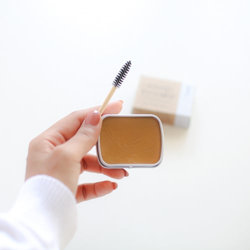 صابونة رفع الحواجب