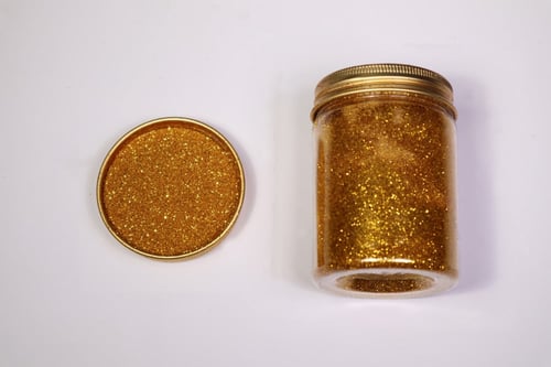 جليتر ذهبي 100غ