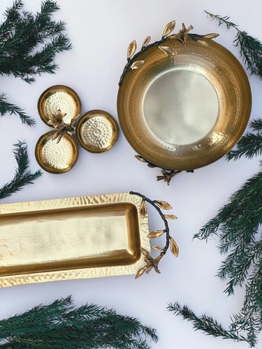 صحن مدور كبير بمسكة اغصان