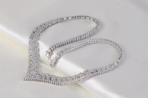 طقم سهرات فاخر من الفضة عيار 925 مطلي بالروديوم