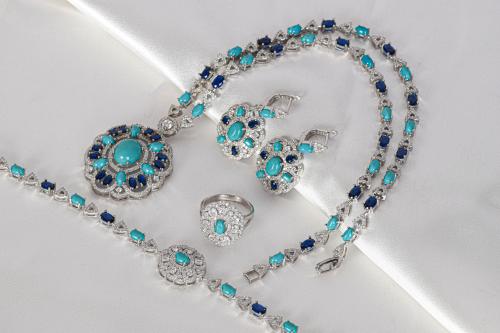 طقم السحر الملكي – فضة 925 بأحجار تركواز وزرقاء بت...