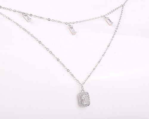 تعليقة نسائية