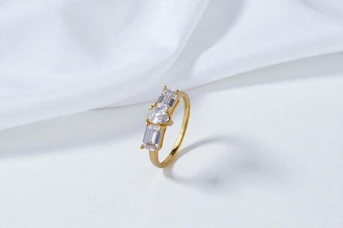 طقم لؤلؤ ذهبي من الفضة الخالصة