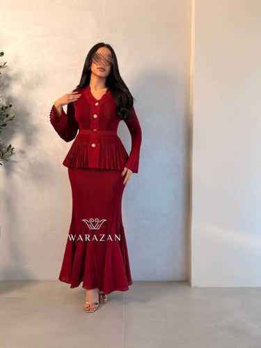 فستان ماسك بحزام من الخصر