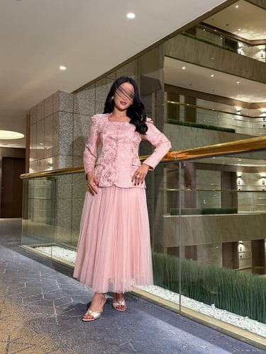 طقم انيق بتدخيلة لول