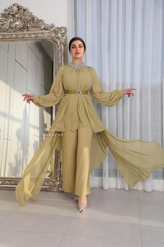 طقم ملكي بكرستال من الرقبه و حزام