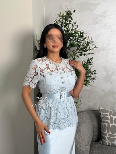 فستان انيق بدانتيل وبكرستال