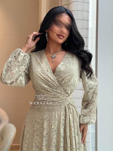 فستان ناعم دانتيل مخصر من الخصر