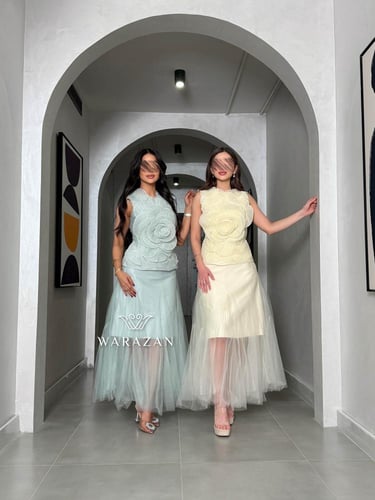 طقم بقصة ورده من الصدر و بتل