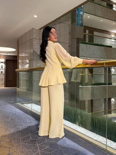 طقم انيق بتدخيلة لول من الصدر