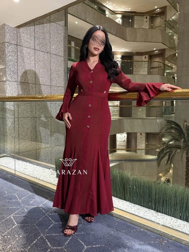 فستان ناعم بحزام من الخصر