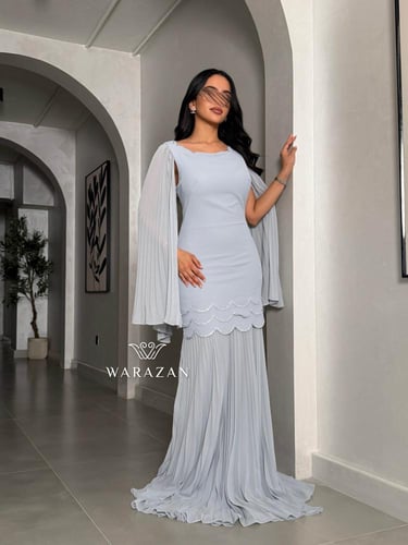 طقم انيق بتطريز دانتيل