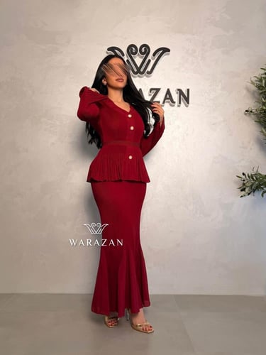 فستان ماسك بحزام من الخصر