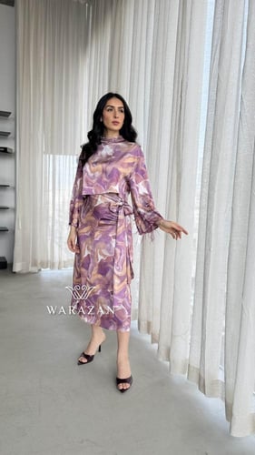 طقم انيق بكرستال من الرقبه