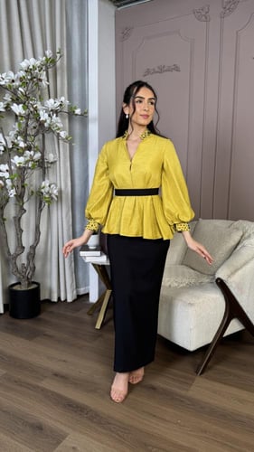 طقم بحزام من الخصر