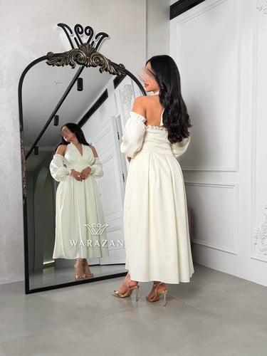 فستان ناعم بقصة من الرقبه