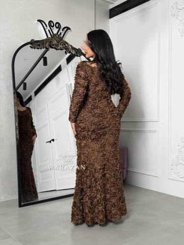 فستان ماسك بتدخيلة ورد