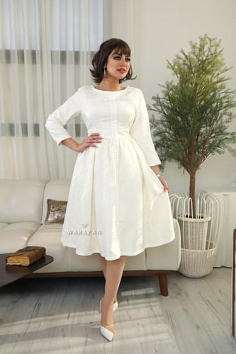 فستان ميد ناعم بتشجيرة انيقه