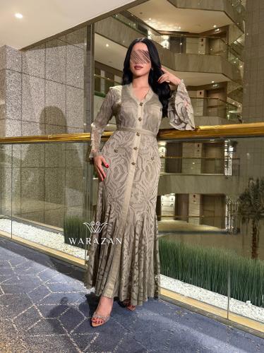 فساتين ماسك بنقشة أنيقة وتصميم جذاب