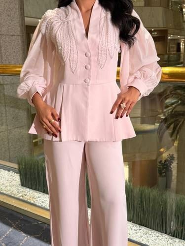 طقم انيق بتدخيلة لول من الصدر