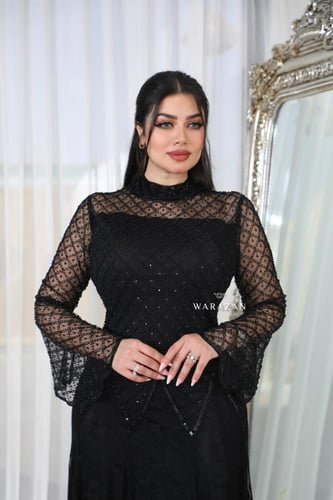 فستان سهرة ملكي بتصميم خاص