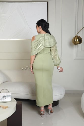 فستان بستايل شال من الكتف