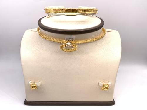 طقم ذهب عيار 21 الوزن 32.35جرام