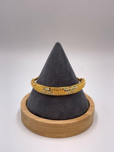 اسواره ذهب عيار 21 الوزن 19.03 جرام