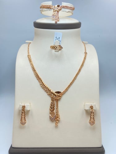 طقم ذهب عيار 21 الوزن 29.25 جرام