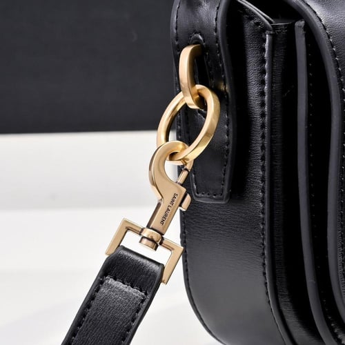 حقيبة سان لوران