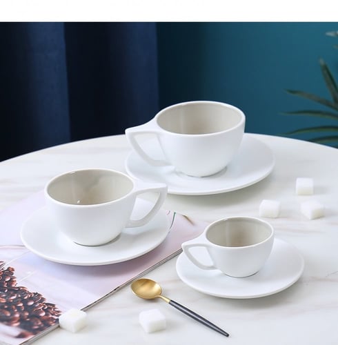 كوب فوم الكبير