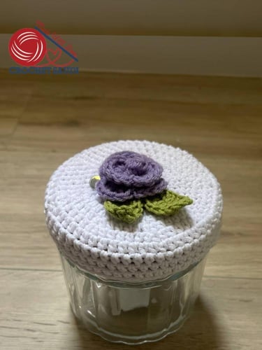 قارورة وتلبيسة أبيض