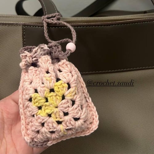 شنطة سماعات للتعليق