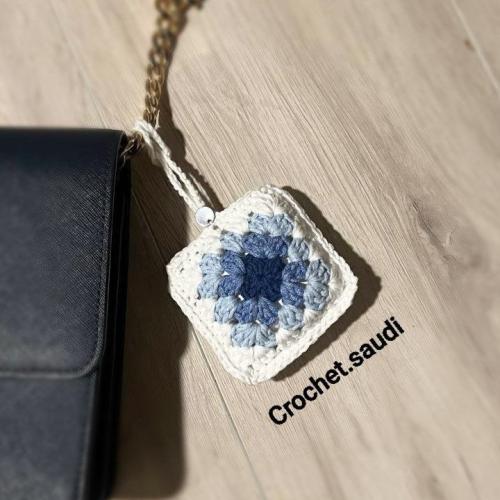 شنطة سماعات للتعليق