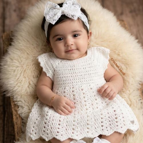 طقم الفستان الأبيض