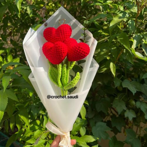 باقة ٣ قلوب حمراء