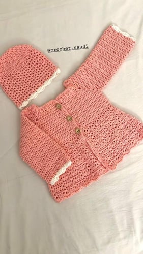 جاكيت بناتي مع قبعة